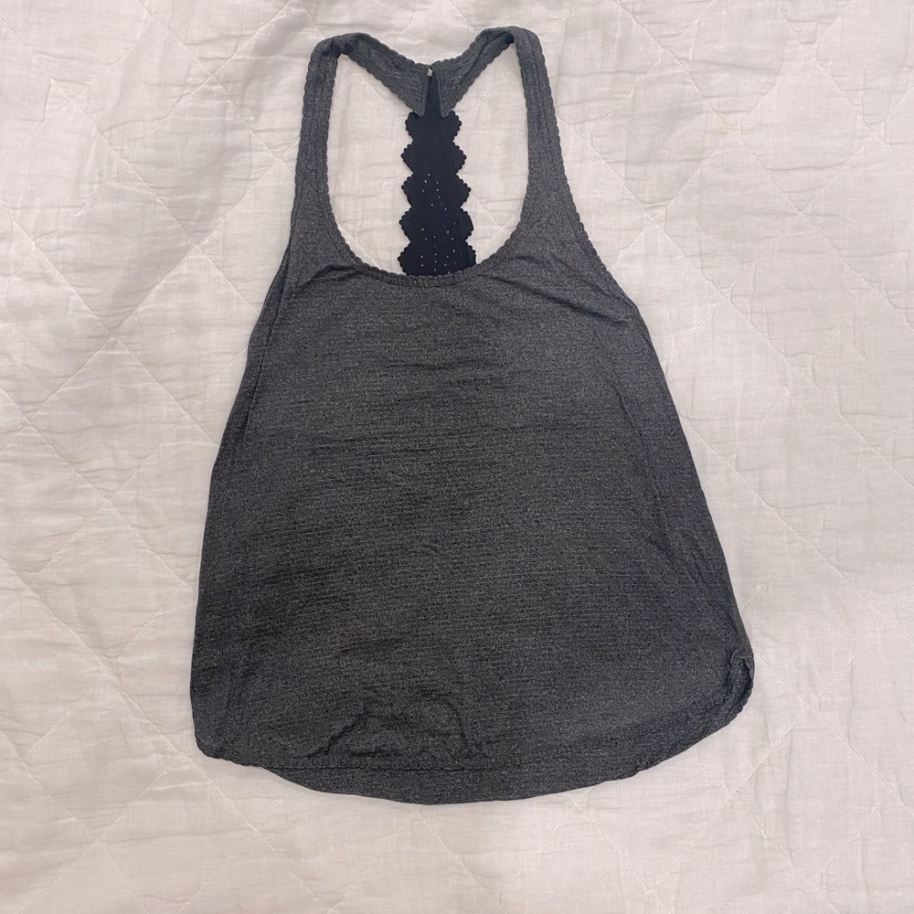Lululemon tank top